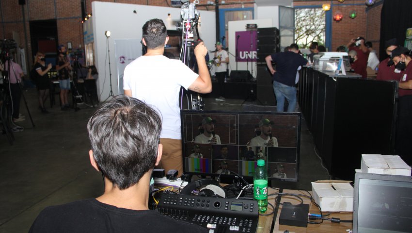 Los medios universitarios estuvieron presentes en la Expo.