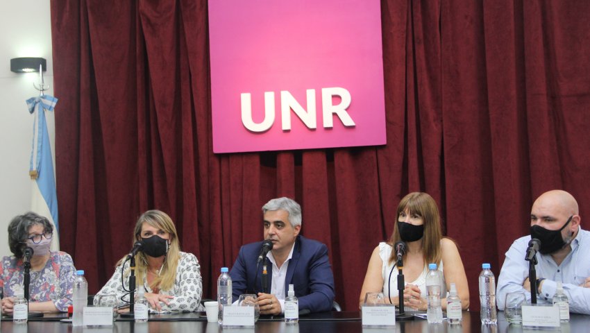 El acto tuvo lugar en la Sede de la UNR.